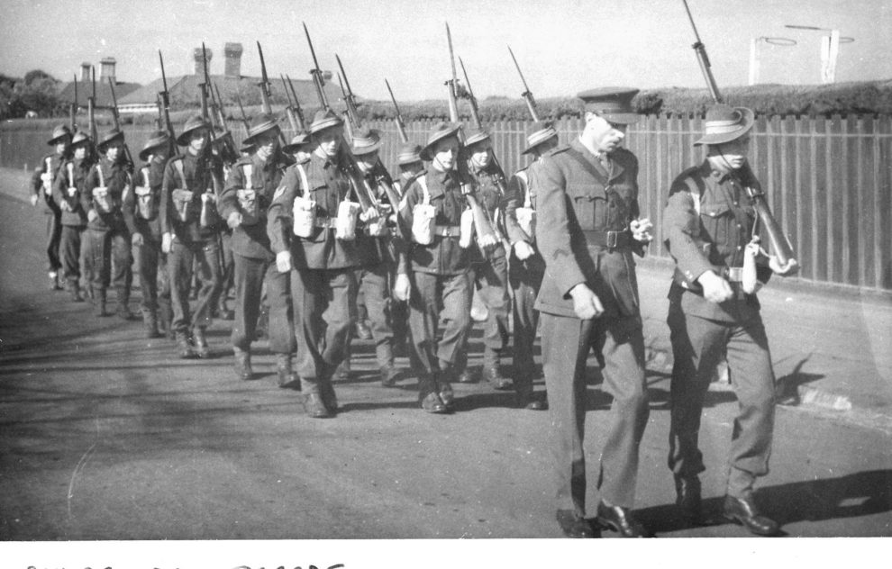 1945-Anzac-Day-Como-Pde