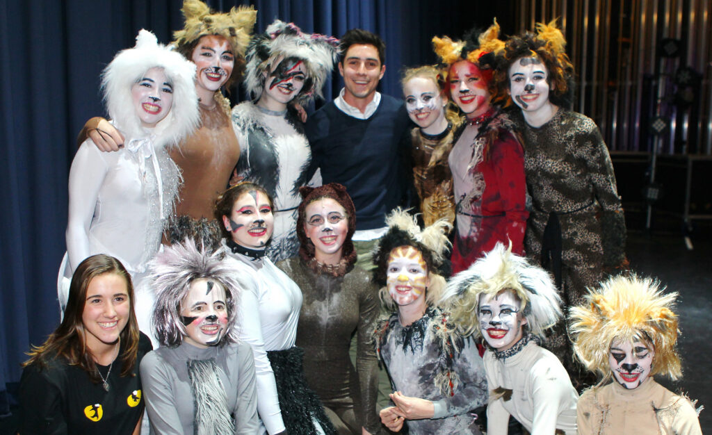 Jared Daperis (Class of 2007) with cast of Cats.